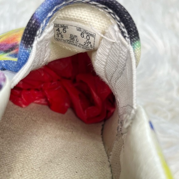 VANS | Slip On Washed Tie Dye Sneakers | Unisex - Picture 6 of 6